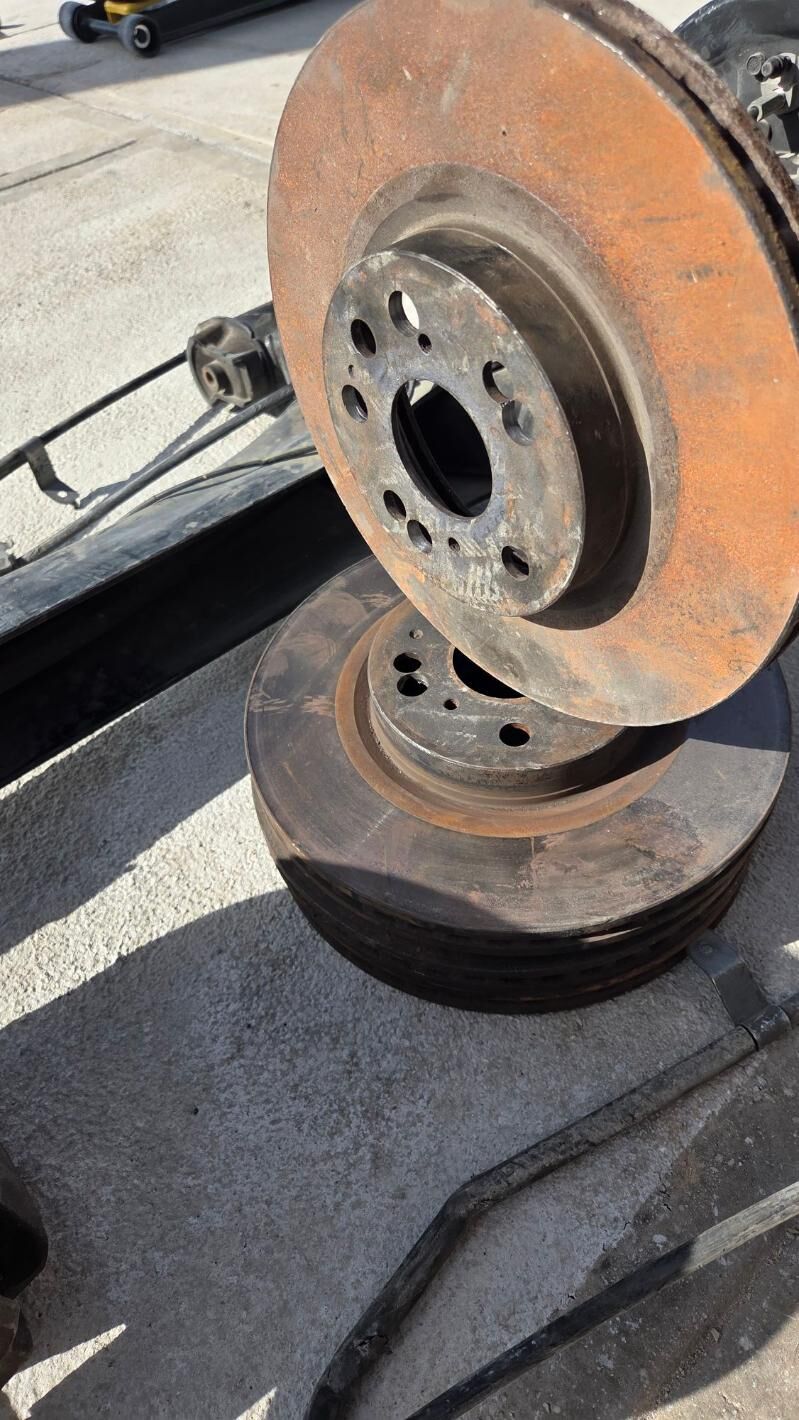 Toyota Morda Corolla 400 TMT - Balkanabat - img 3