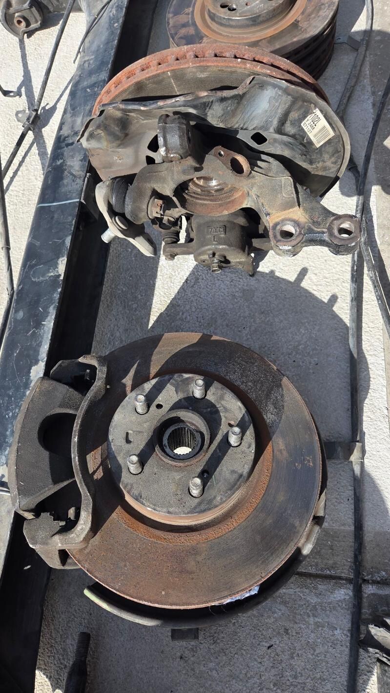 Toyota Morda Corolla 400 TMT - Balkanabat - img 4