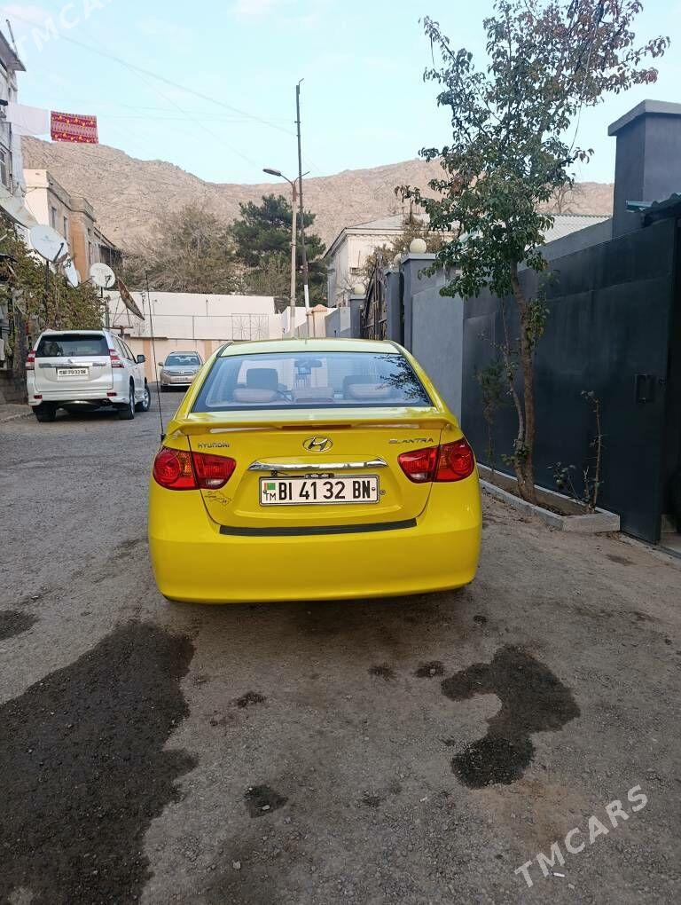 Hyundai Elantra 2010 - 80 000 TMT - Türkmenbaşy - img 2