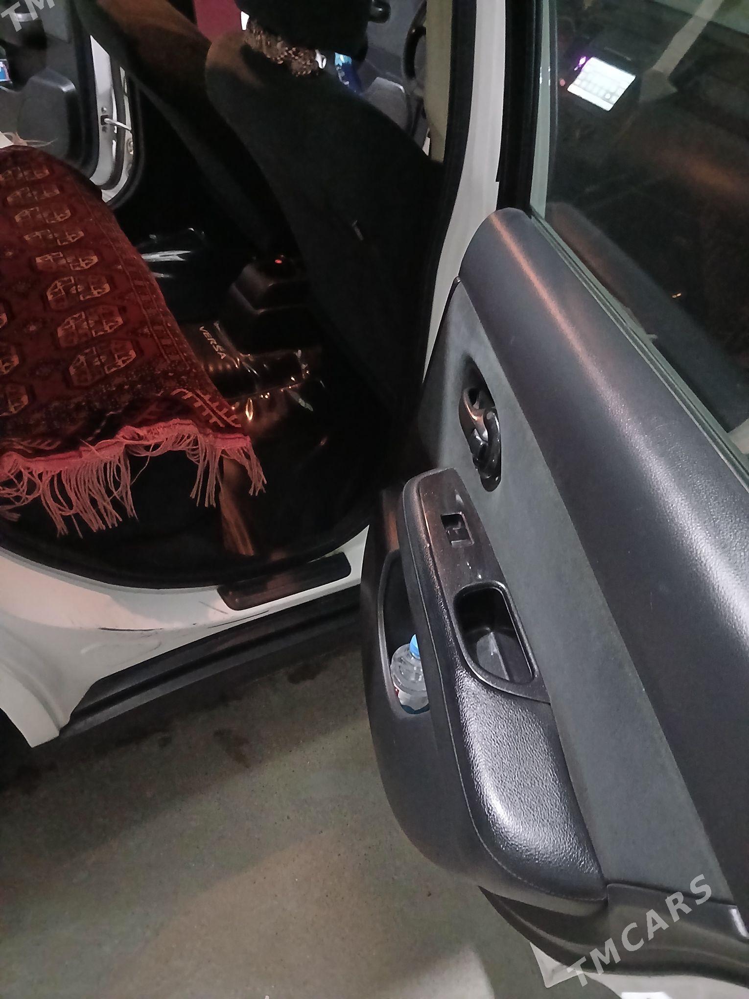 Nissan Versa 2012 - 150 000 TMT - Gökdepe - img 3