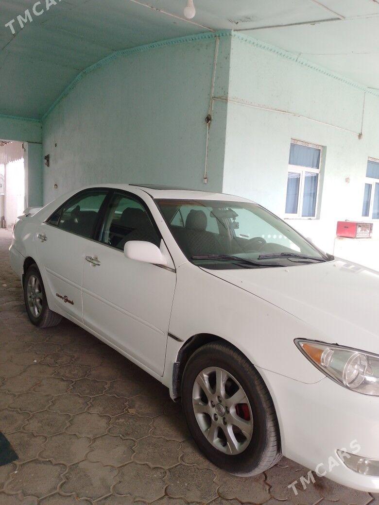 Toyota Camry 2003 - 150 000 TMT - Халач - img 3