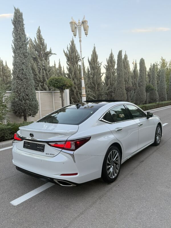 Lexus ES 350 2019 - 600 000 TMT - 30 мкр - img 6
