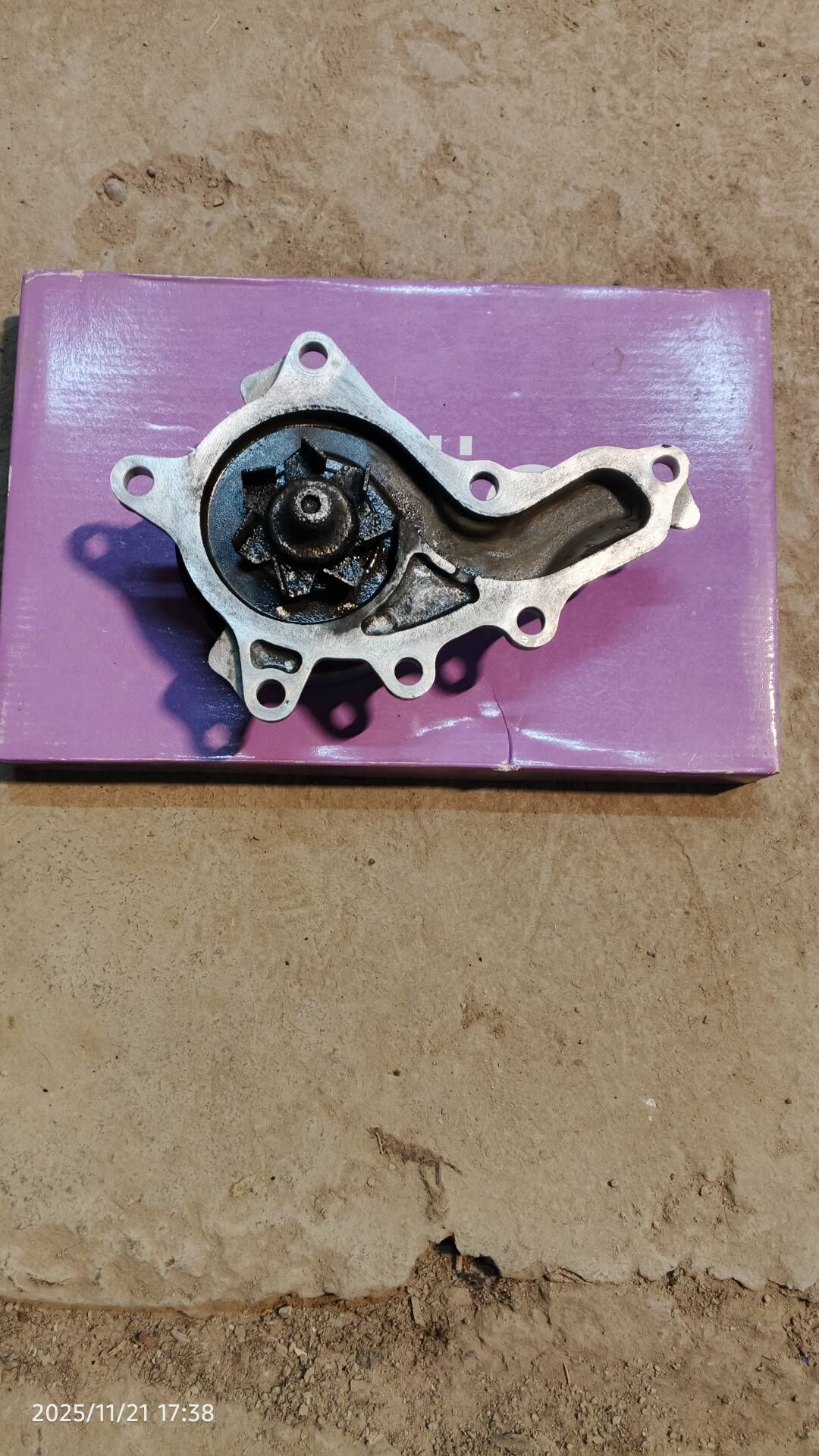 Камри Палта помпа 210 TMT - Mary - img 1