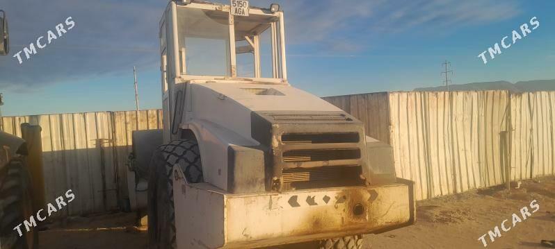 Kato CL35 2006 - 180 000 TMT - Balkanabat - img 1