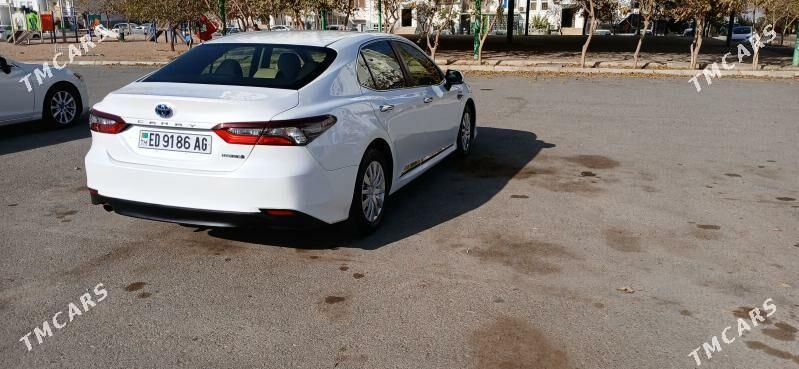 Toyota Camry 2021 - 240 000 TMT - Parahat 7 - img 2