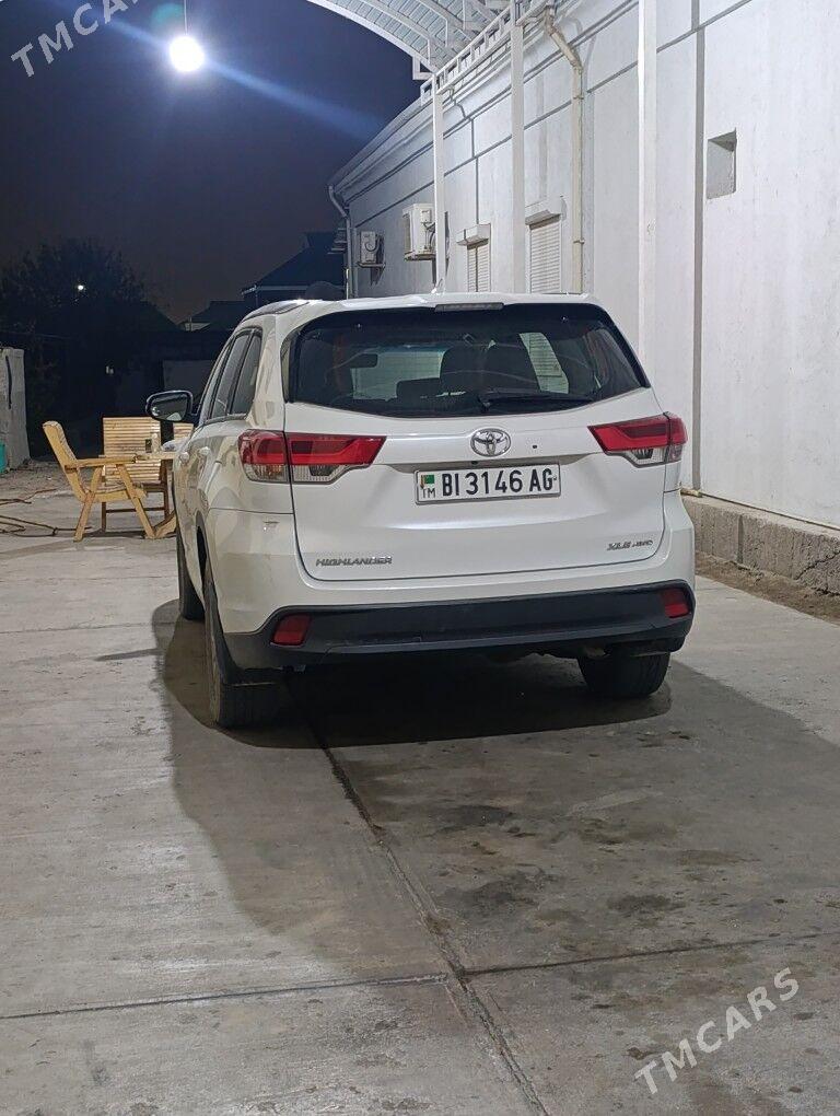 Toyota Highlander 2019 - 450 000 TMT - Ашхабад - img 4