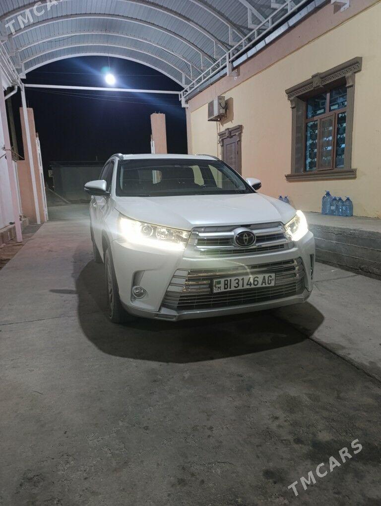 Toyota Highlander 2019 - 450 000 TMT - Ашхабад - img 2