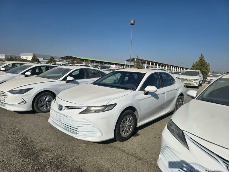 Toyota Camry 2021 - 210 000 TMT - Ашхабад - img 3