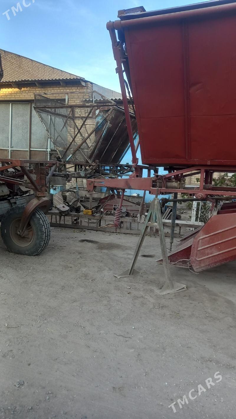 MTZ 80 1980 - 50 000 TMT - Чарджоу - img 3