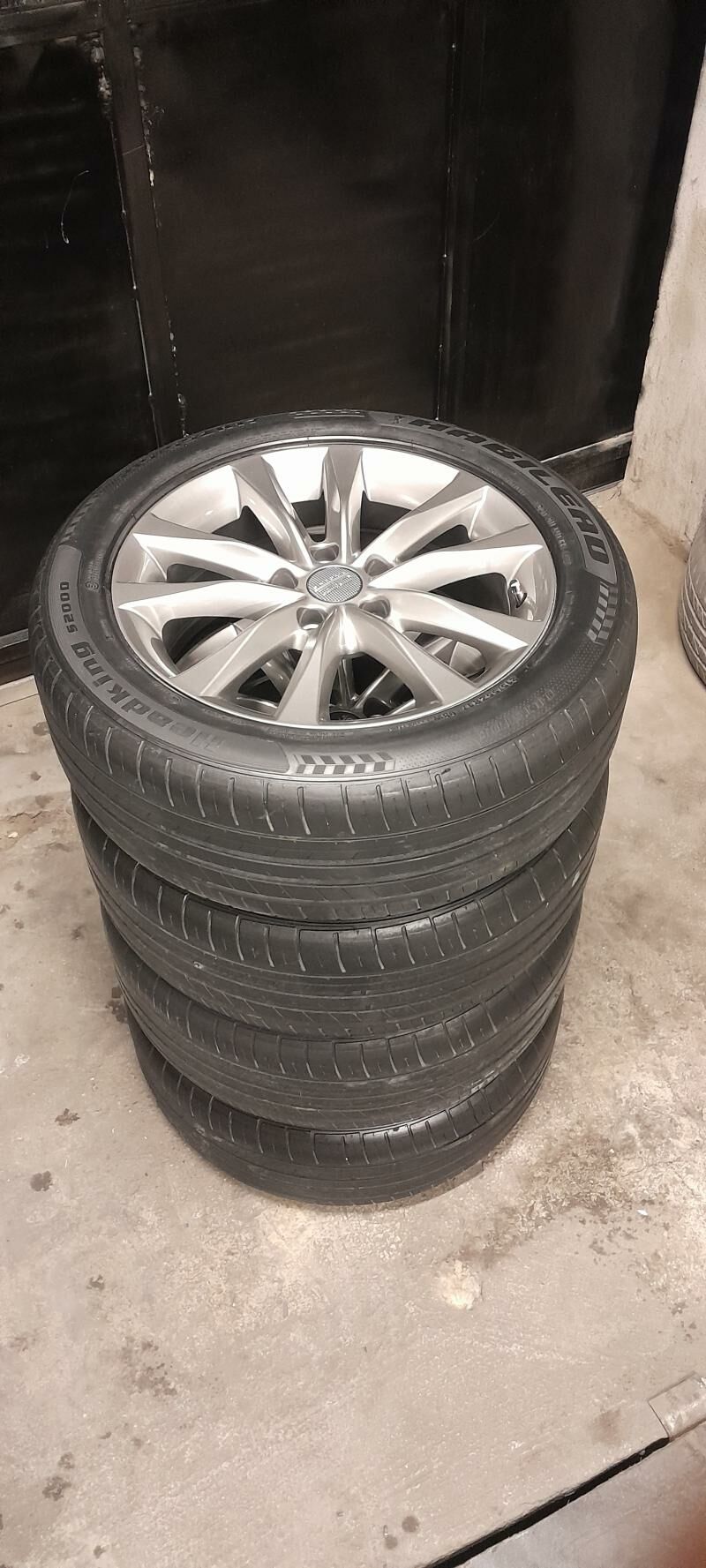 Tayota 17lik 3 000 TMT - Aşgabat - img 1