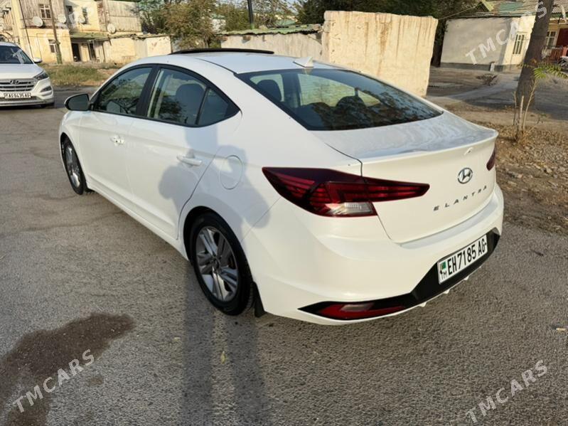 Hyundai Elantra 2020 - 230 000 TMT - Aşgabat - img 4