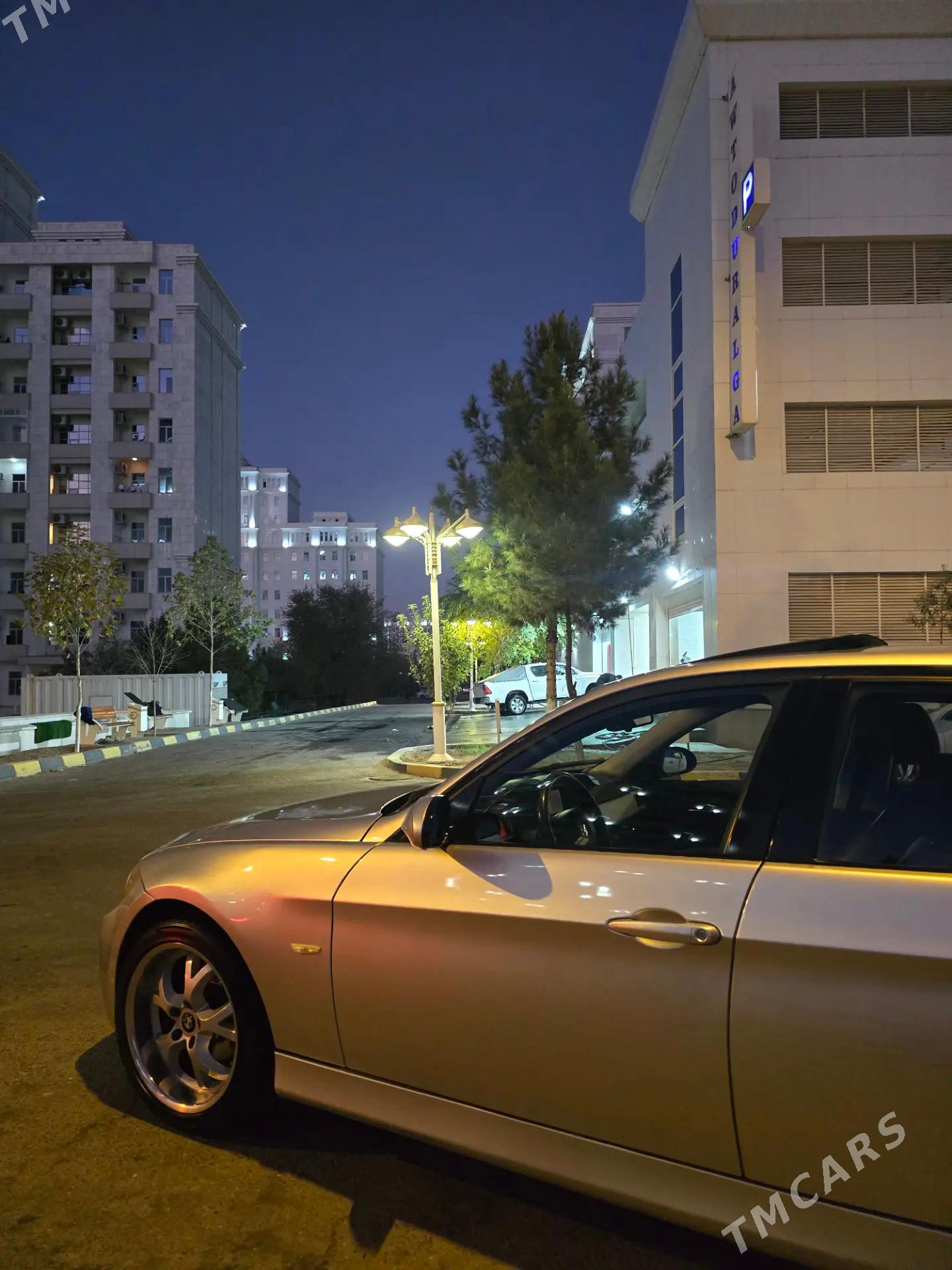 BMW 330 2005 - 175 000 TMT - Parahat 3 - img 3