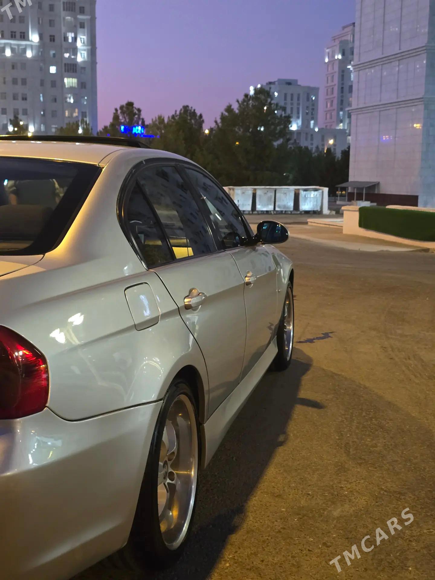 BMW 330 2005 - 175 000 TMT - Parahat 3 - img 4