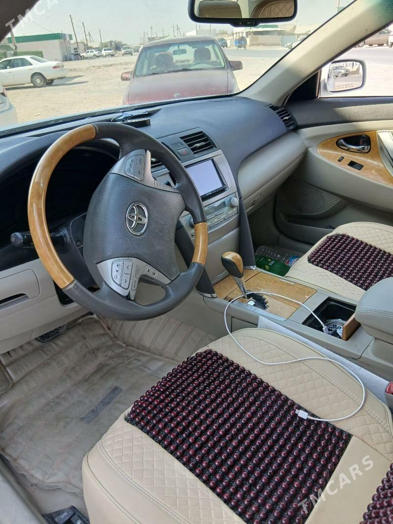 Toyota Camry 2011 - 180 000 TMT - Койтендаг - img 8