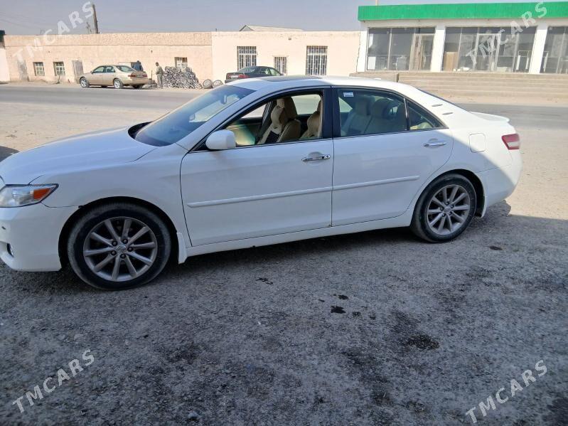 Toyota Camry 2011 - 180 000 TMT - Койтендаг - img 1