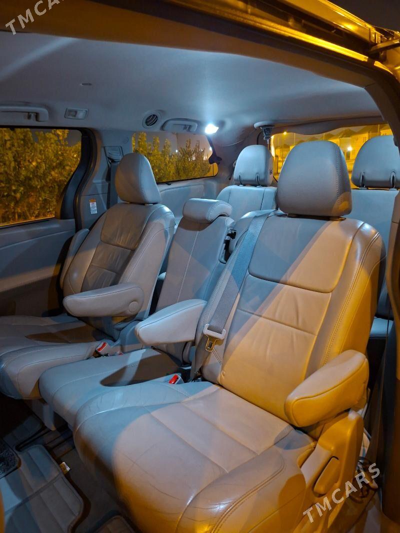 Toyota Sienna 2016 - 373 000 TMT - Ашхабад - img 9