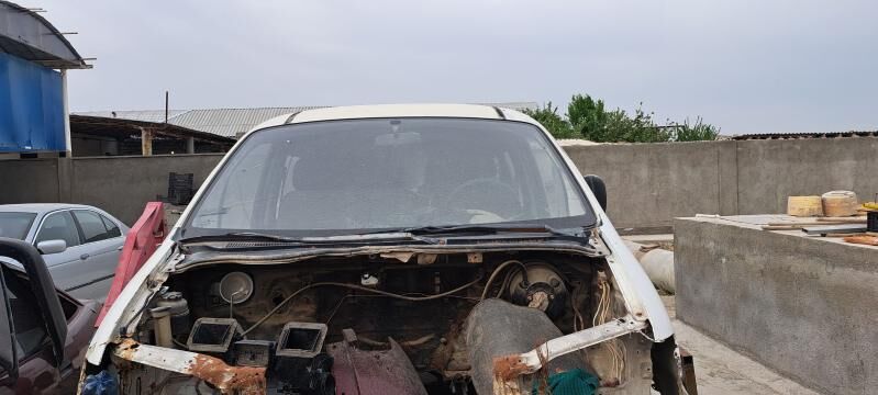 Hyundai 15 000 TMT - Яшлык - img 4