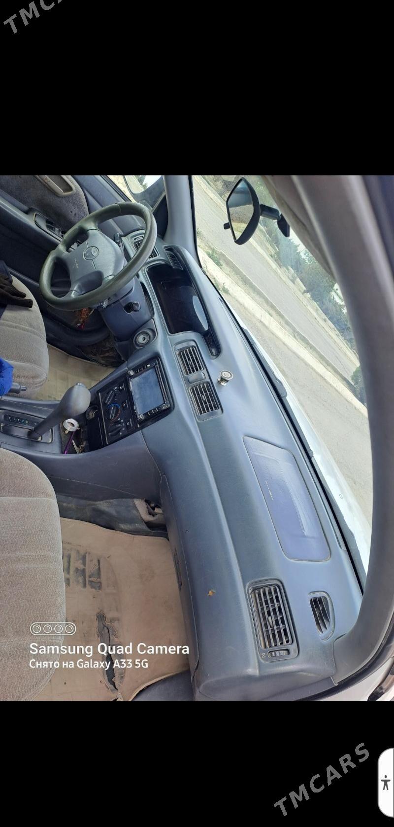 Toyota Camry 2000 - 125 000 TMT - Достлук - img 5