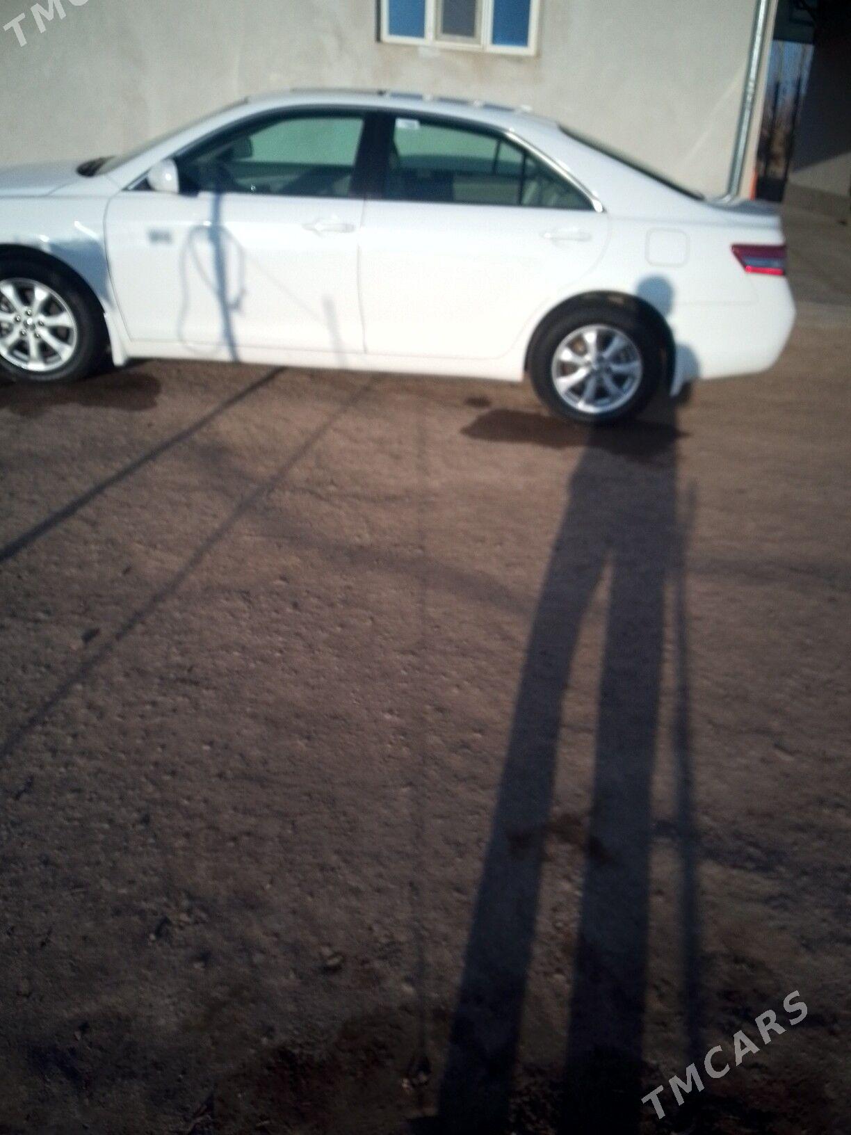 Toyota Camry 2010 - 265 000 TMT - Gubadag - img 6