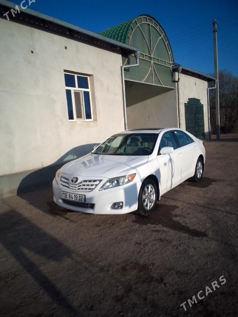 Toyota Camry 2010 - 265 000 TMT - Gubadag - img 7