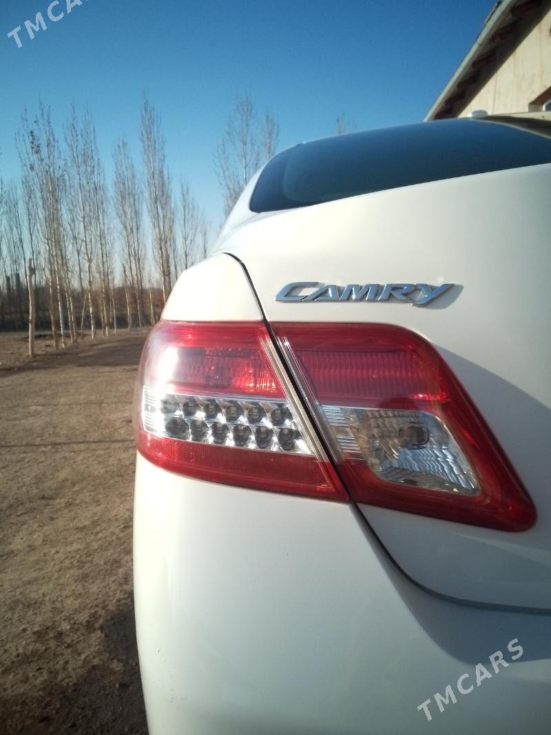 Toyota Camry 2010 - 265 000 TMT - Gubadag - img 8