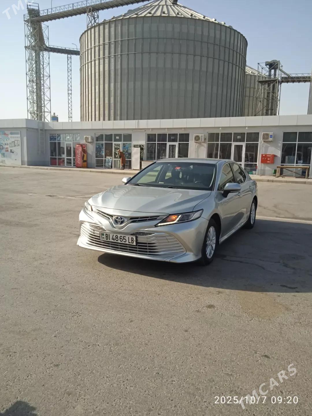 Toyota Camry 2020 - 260 000 TMT - Kerki - img 9