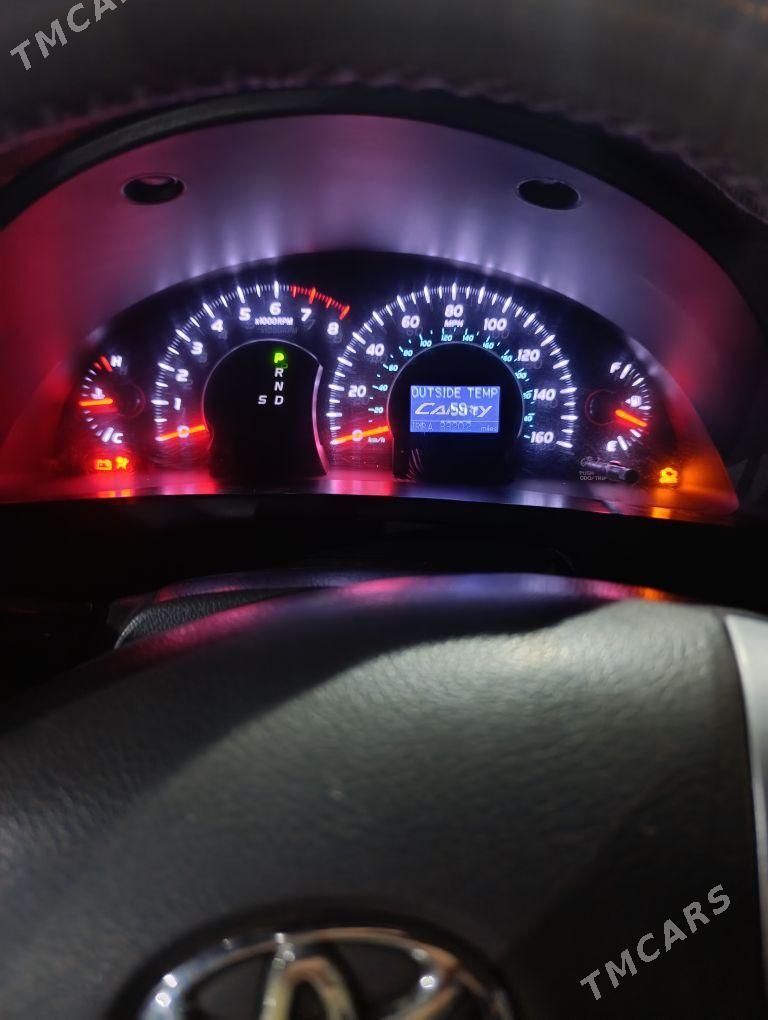 Toyota Camry 2010 - 145 000 TMT - Мары - img 5