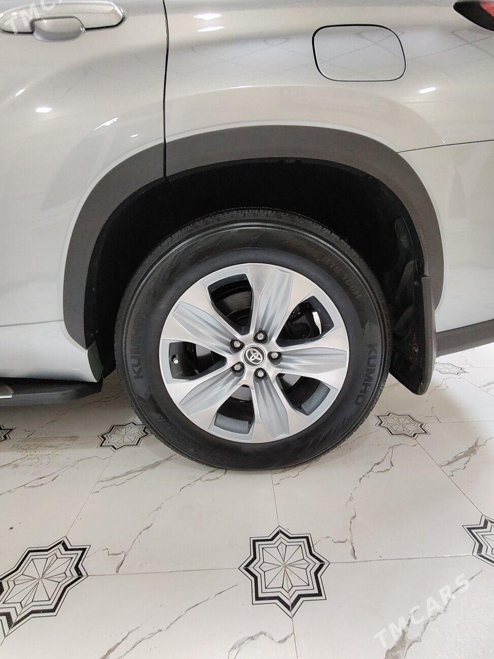 Toyota Highlander 2021 - 540 000 TMT - Дянев - img 9