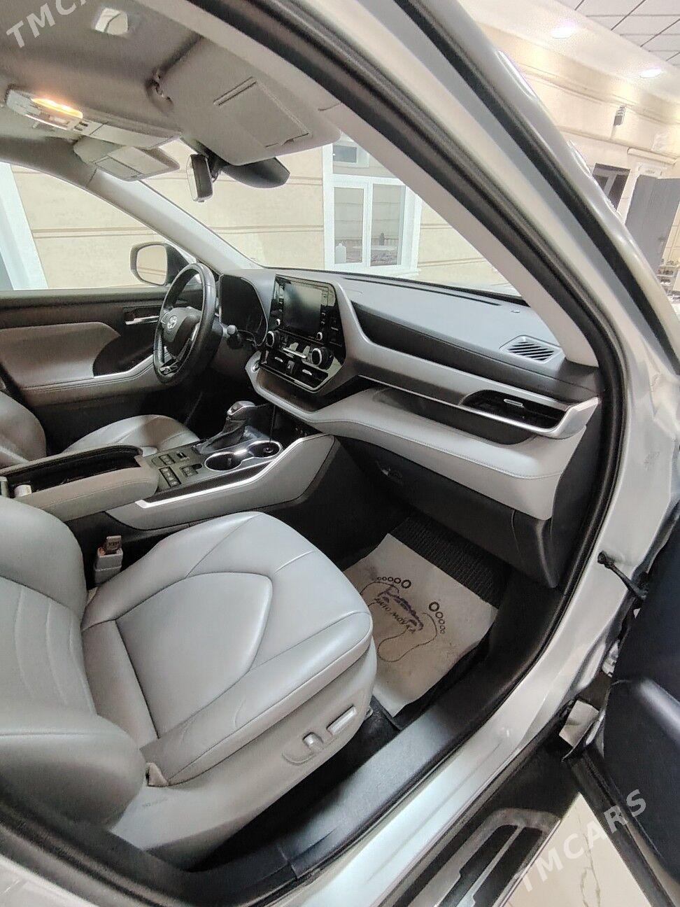 Toyota Highlander 2021 - 540 000 TMT - Дянев - img 5