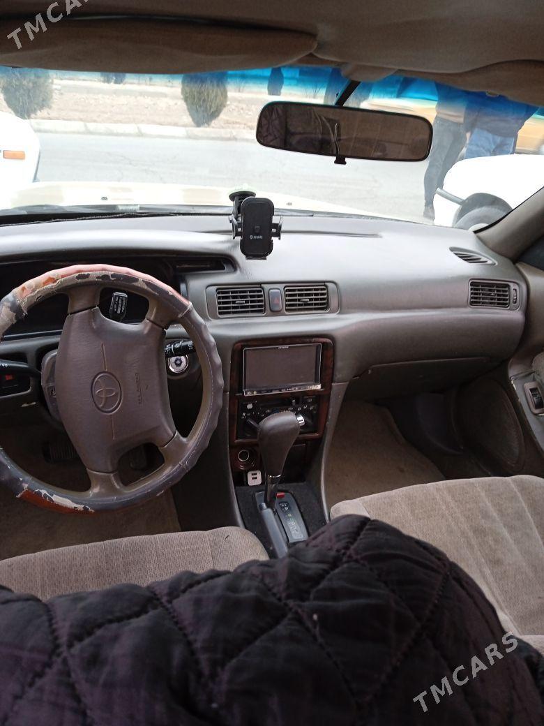 Toyota Camry 1993 - 55 000 TMT - Baýramaly - img 5