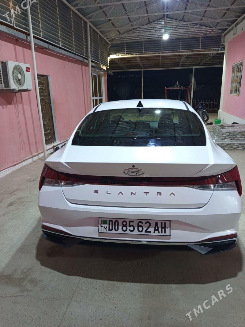 Hyundai Elantra 2022 - 223 000 TMT - Bäherden - img 5