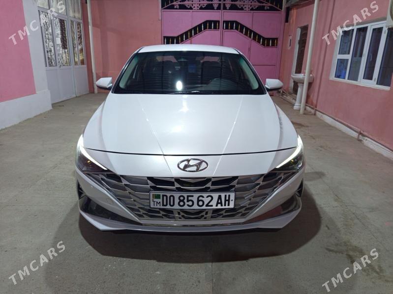 Hyundai Elantra 2022 - 223 000 TMT - Bäherden - img 1