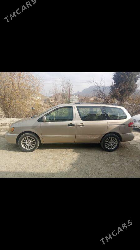 Toyota Sienna 2002 - 155 000 TMT - Махтумкули - img 1