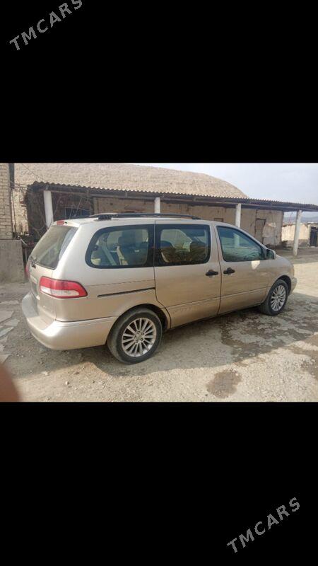 Toyota Sienna 2002 - 155 000 TMT - Махтумкули - img 3