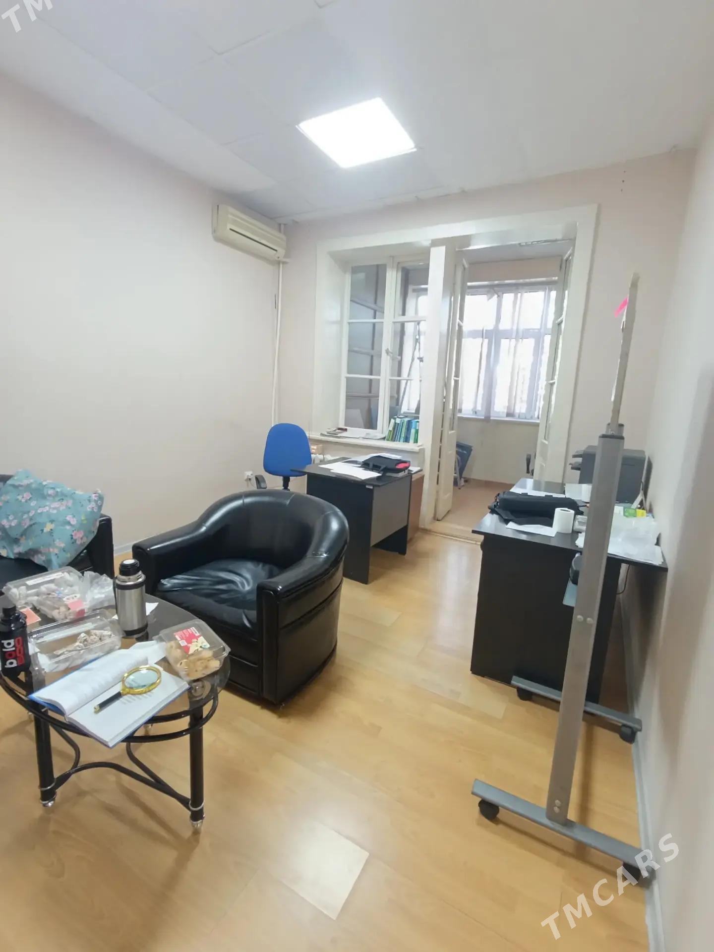 КИМ РАЙОН 3 КОМ. 85 м2 - Kim raýon - img 5