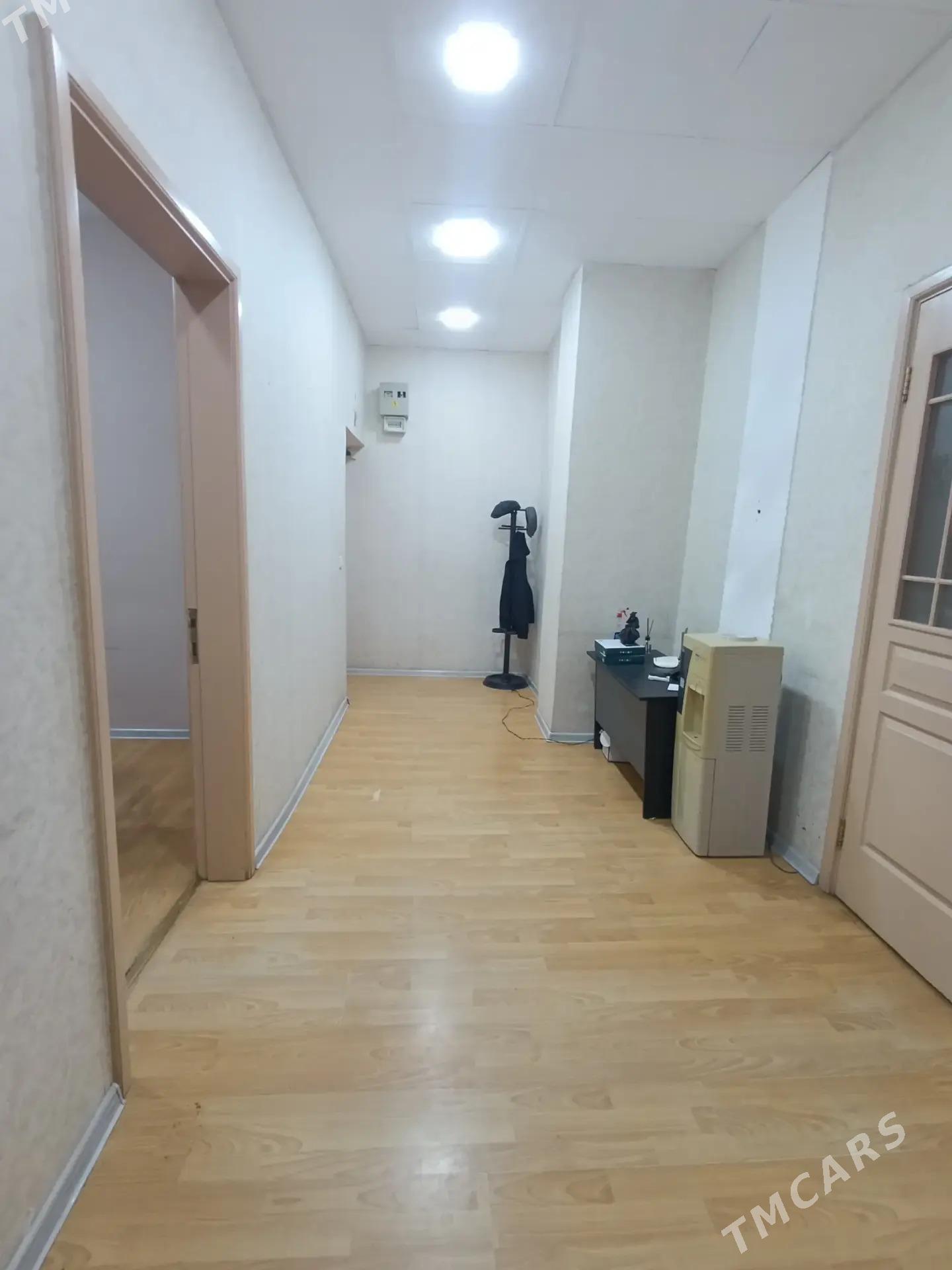 КИМ РАЙОН 3 КОМ. 85 м2 - Kim raýon - img 1