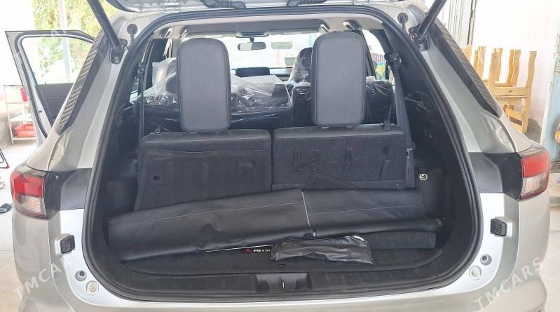 Mitsubishi Outlander 2021 - 352 000 TMT - Köýtendag - img 3