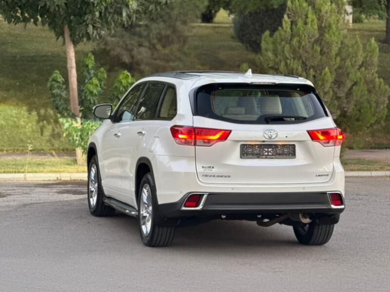 Toyota Highlander 2019 - 589 000 TMT - Aşgabat - img 4