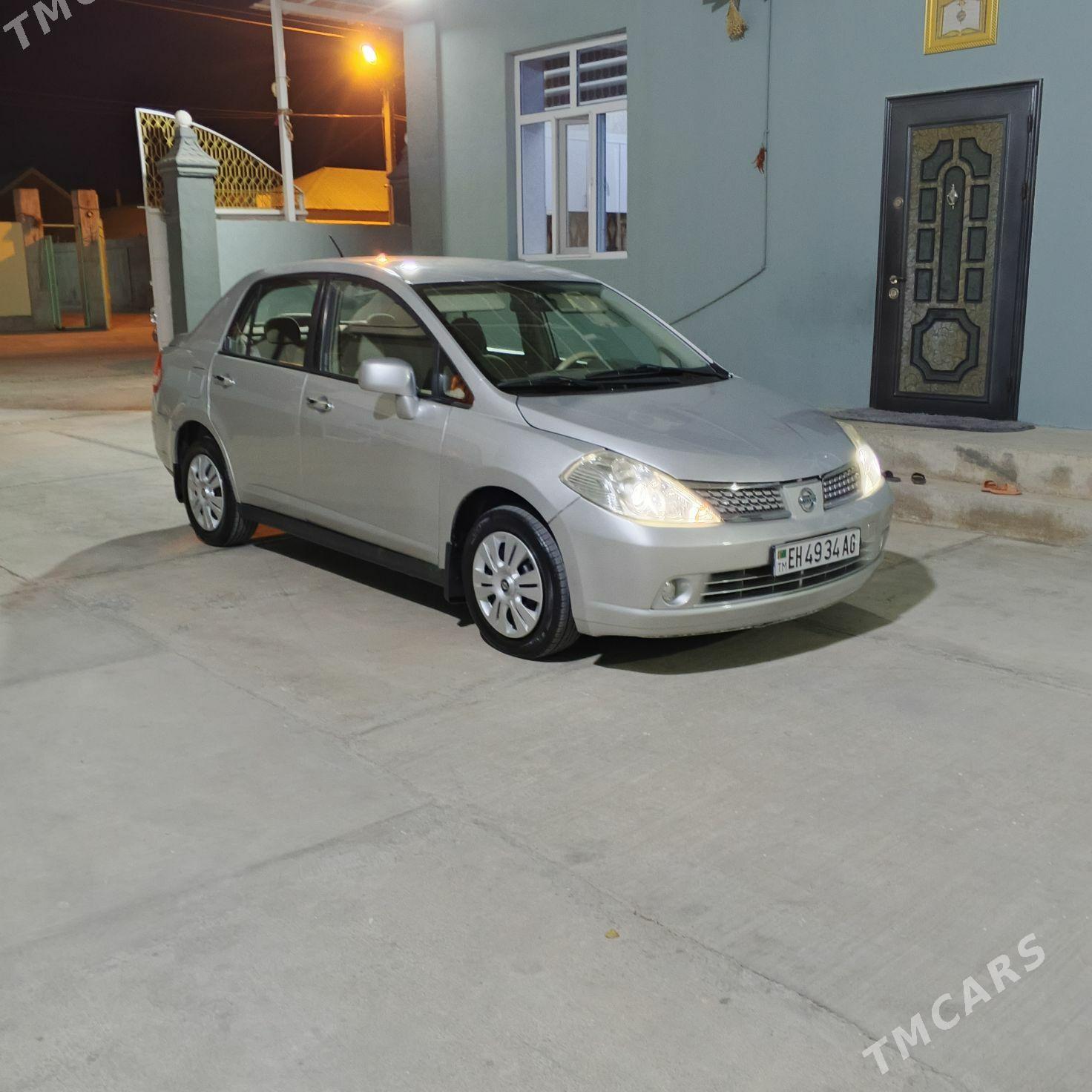 Nissan Tiida 2011 - 139 000 TMT - Ашхабад - img 1