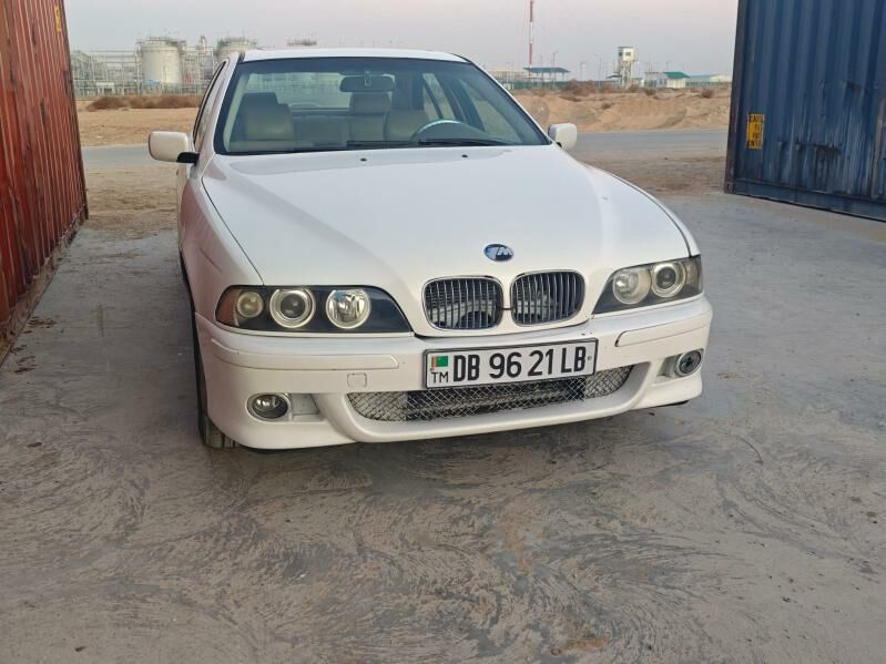BMW E39 2001 - 110 000 TMT - Türkmenbaşy - img 3