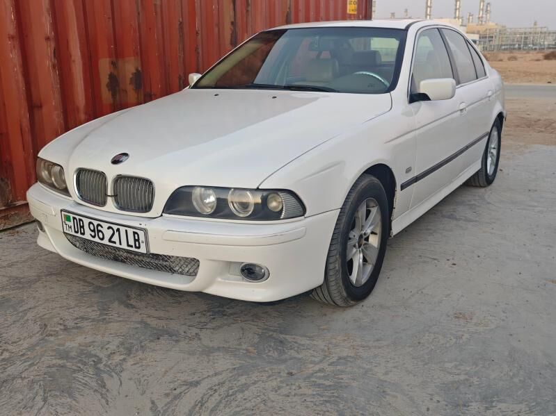 BMW E39 2001 - 110 000 TMT - Türkmenbaşy - img 4