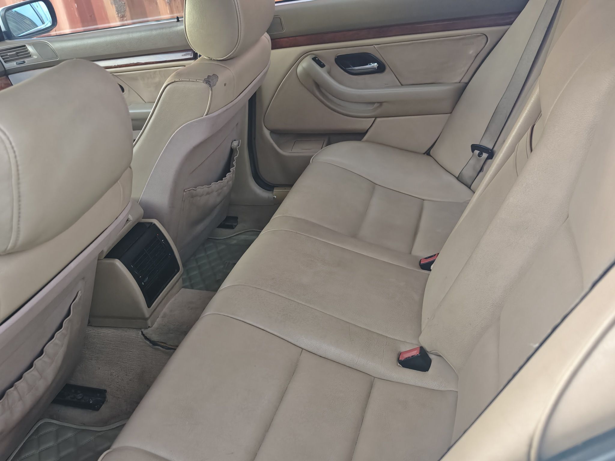 BMW E39 2001 - 110 000 TMT - Türkmenbaşy - img 5