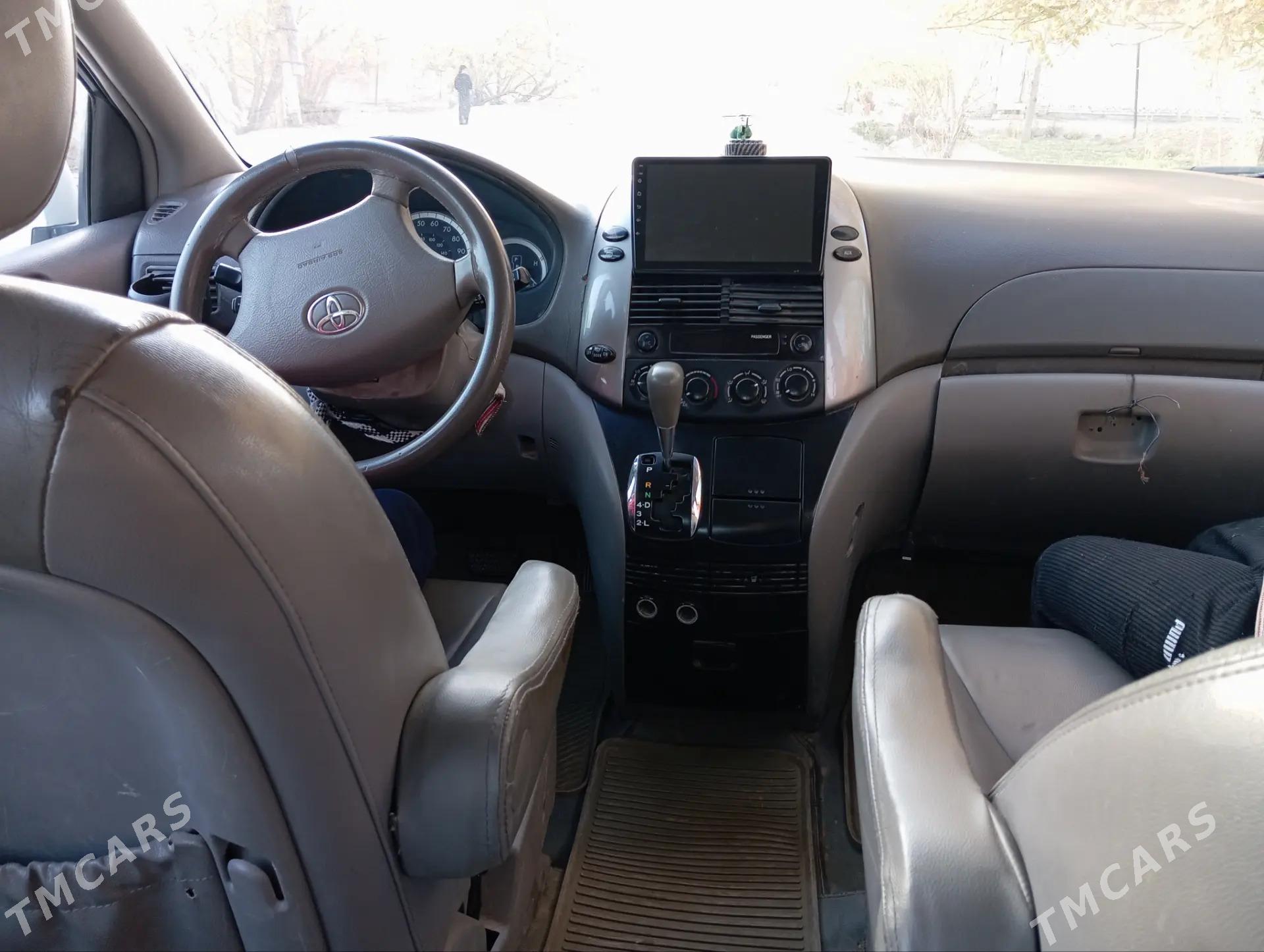 Toyota Sienna 2007 - 183 000 TMT - Акдепе - img 5