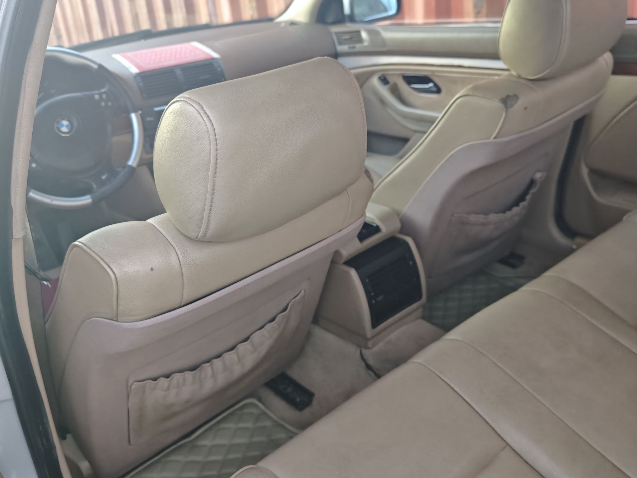 BMW E39 2001 - 110 000 TMT - Türkmenbaşy - img 7