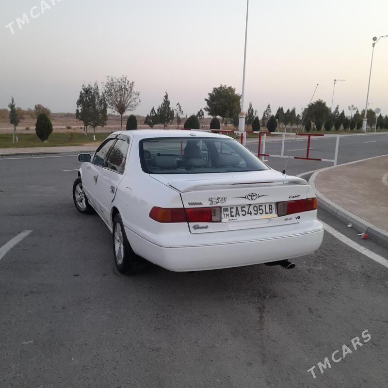 Toyota Camry 2000 - 140 000 TMT - Керки - img 3