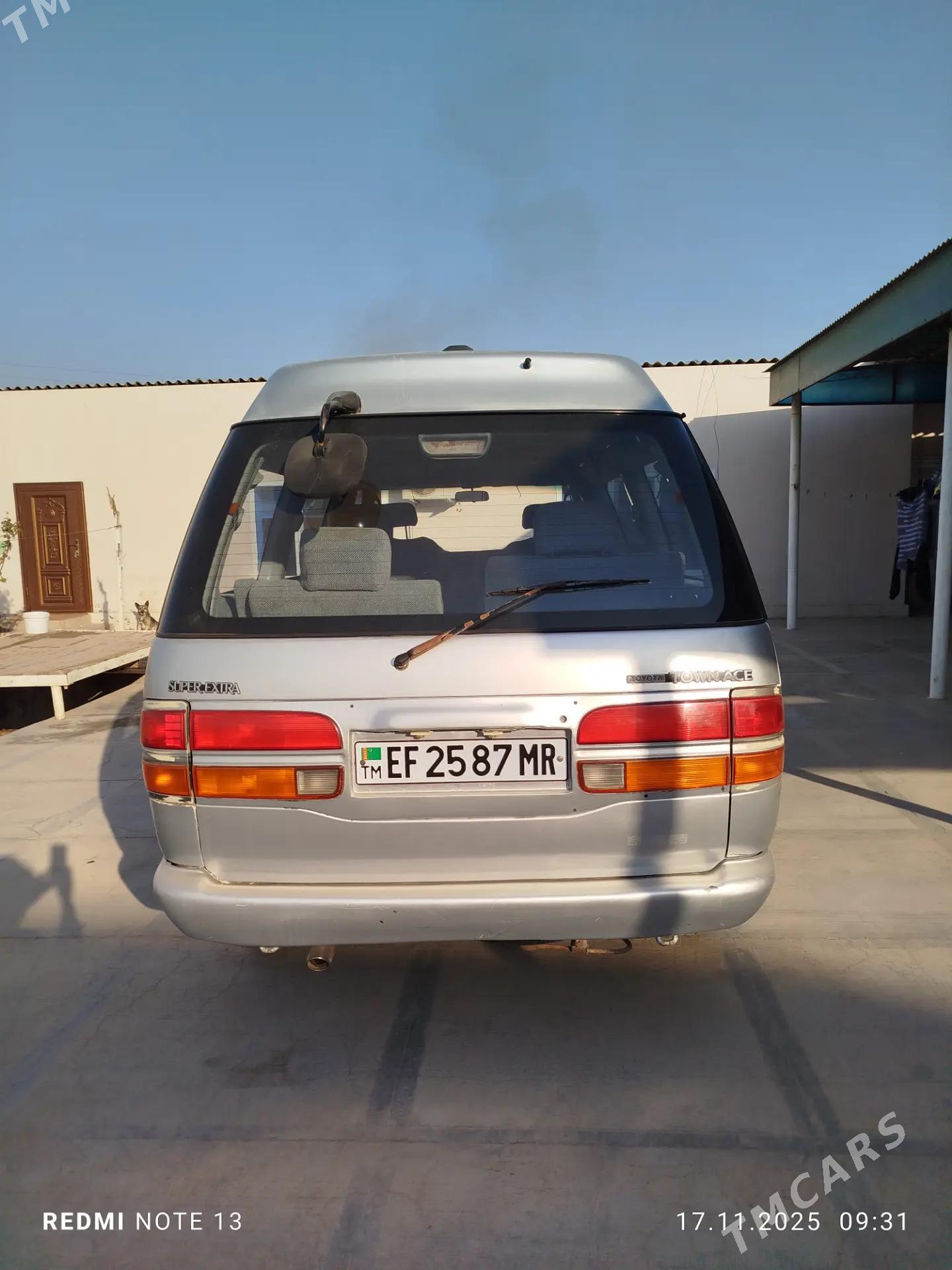 Toyota Town Ace 1992 - 35 000 TMT - Mary - img 4