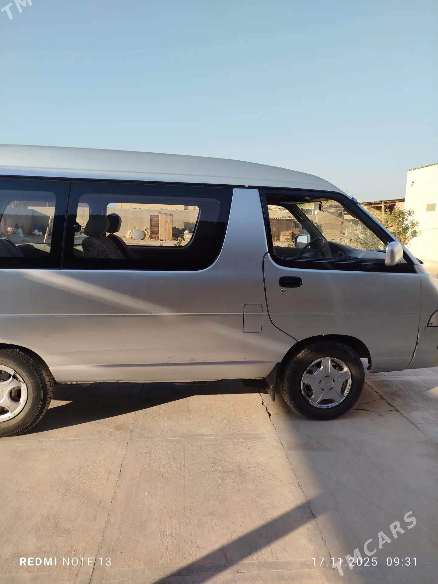 Toyota Town Ace 1992 - 35 000 TMT - Mary - img 2