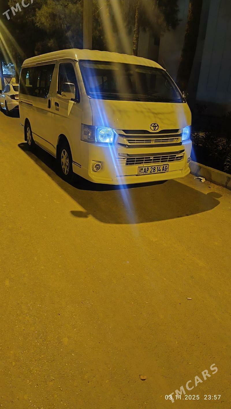 Toyota Hiace 2006 - 320 000 TMT - Бузмеин - img 3