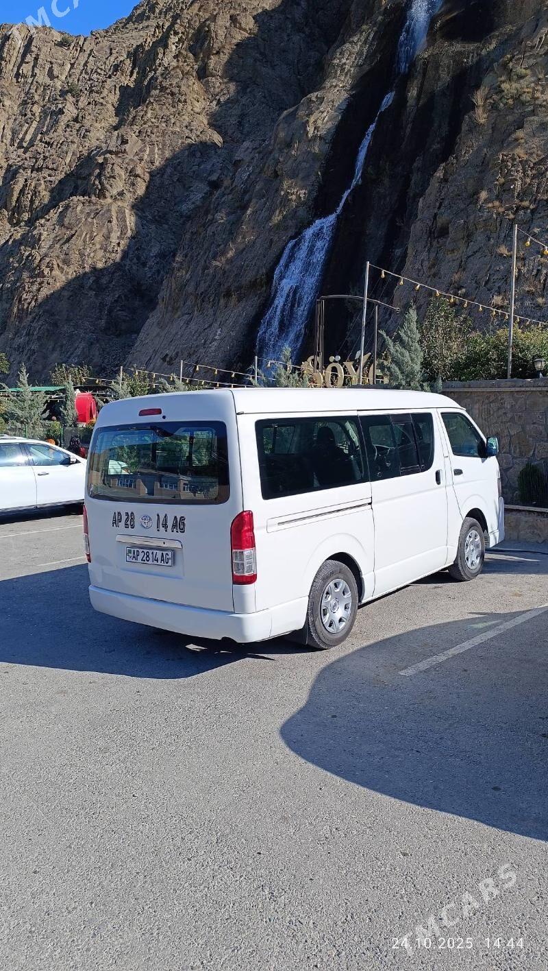 Toyota Hiace 2006 - 320 000 TMT - Бузмеин - img 6