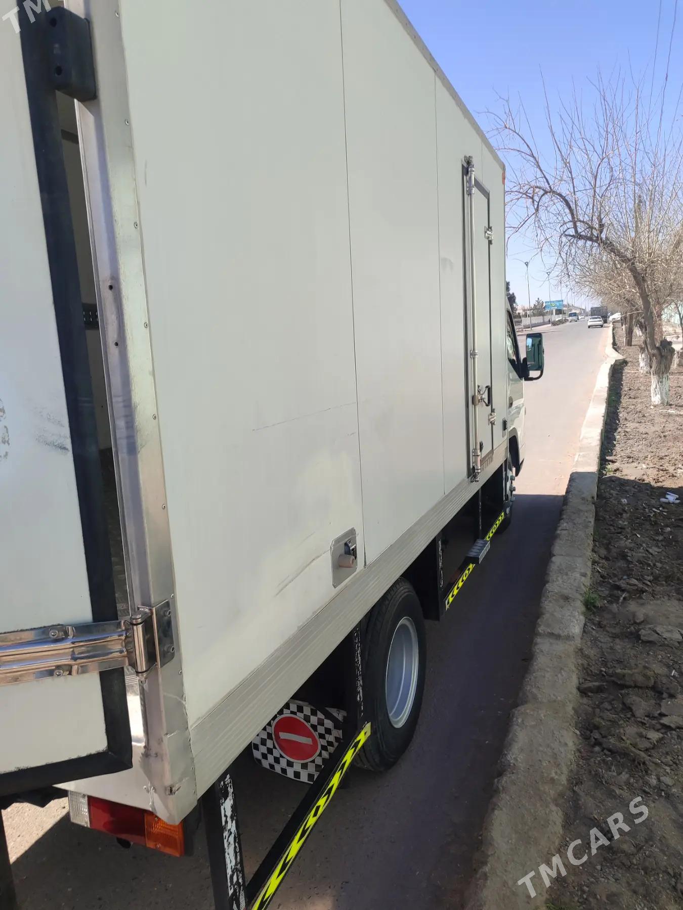 Mitsubishi Canter 2022 - 550 000 TMT - Esenguly - img 8